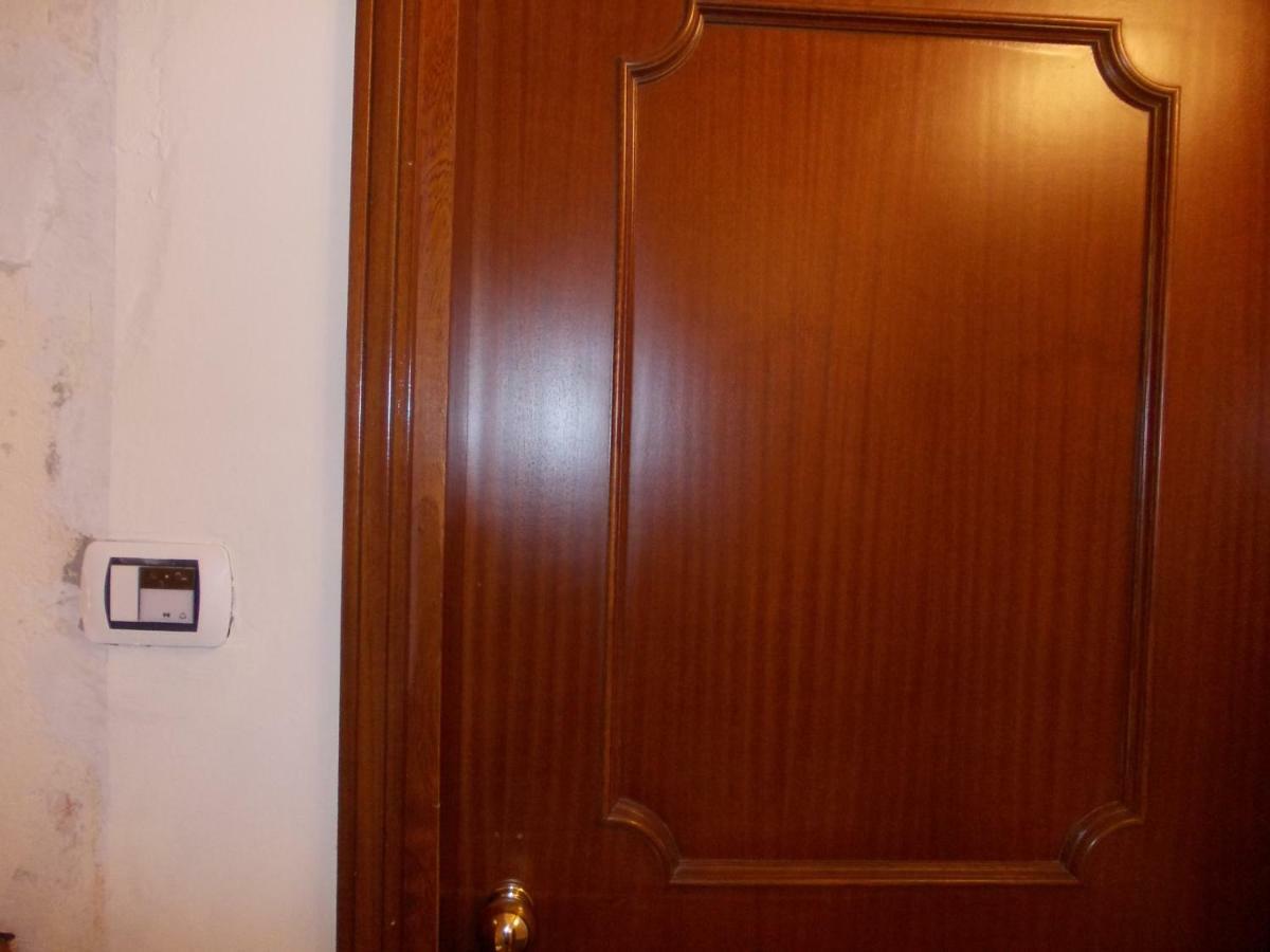 Romagnoli 36 Hotel Verona Eksteriør billede